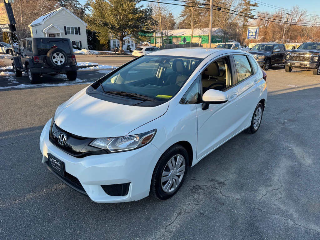 2017 Honda Fit Image 4