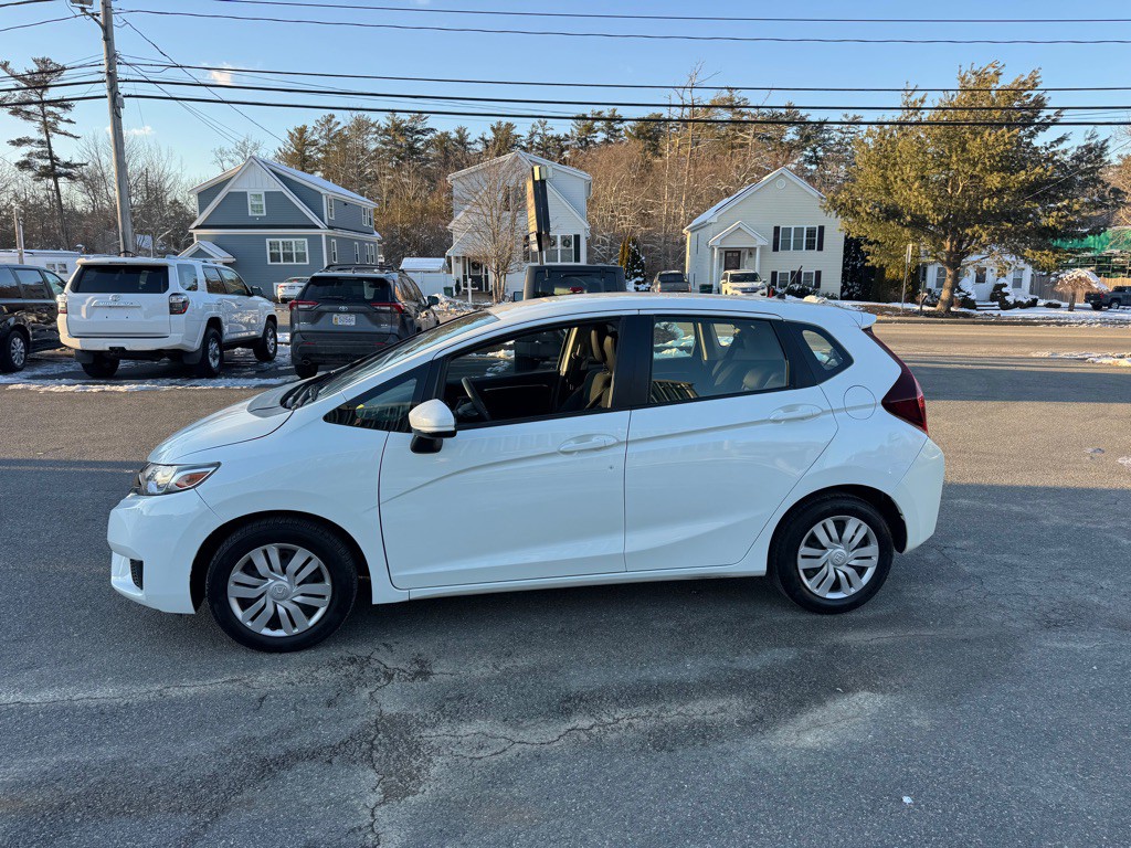 2017 Honda Fit Image 5