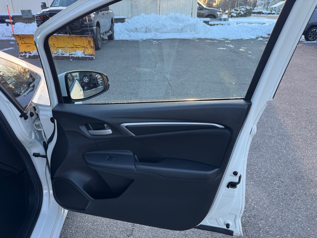 2017 Honda Fit Image 10