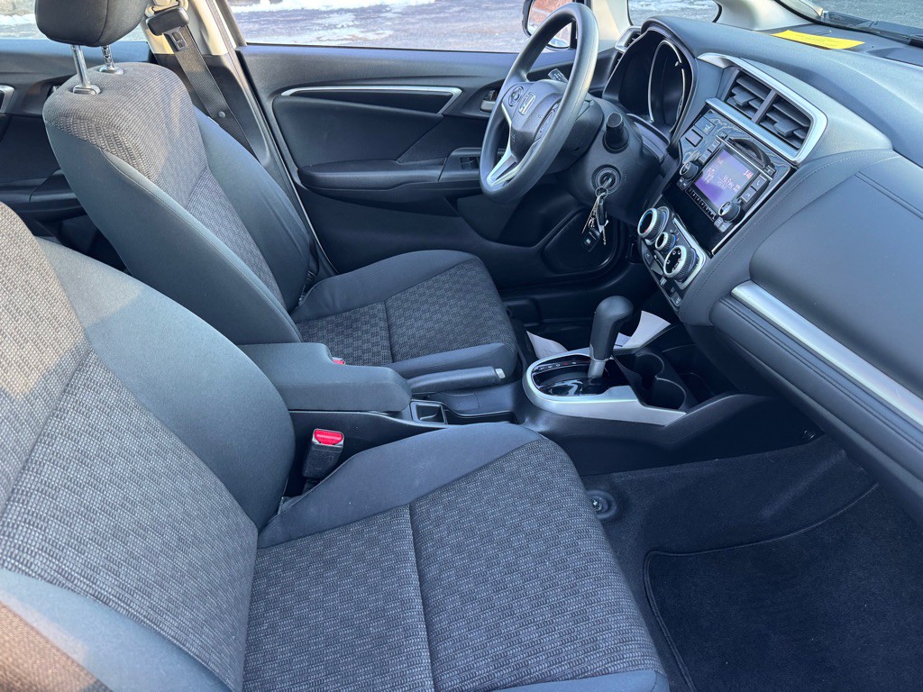 2017 Honda Fit Image 13