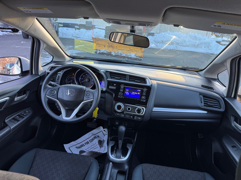 2017 Honda Fit Image 17