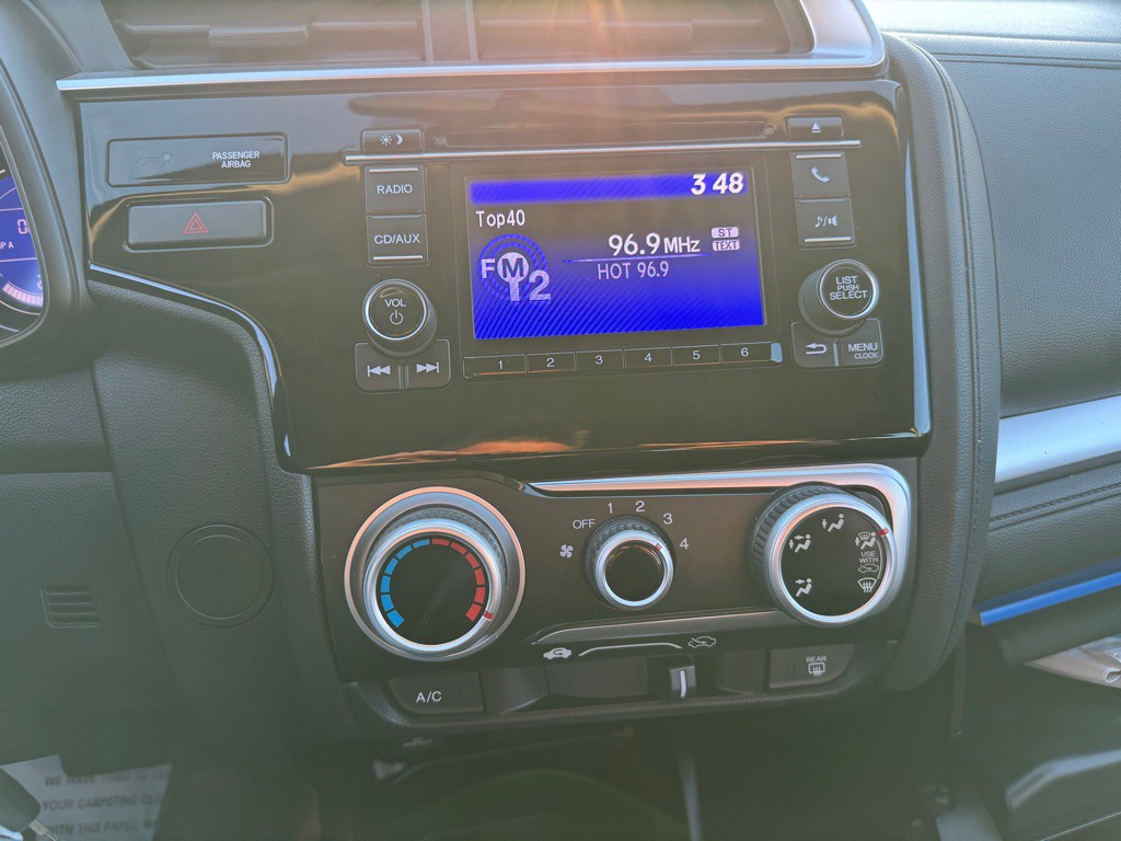 2017 Honda Fit Image 31