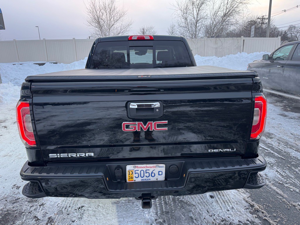 2018 GMC Sierra Image 7