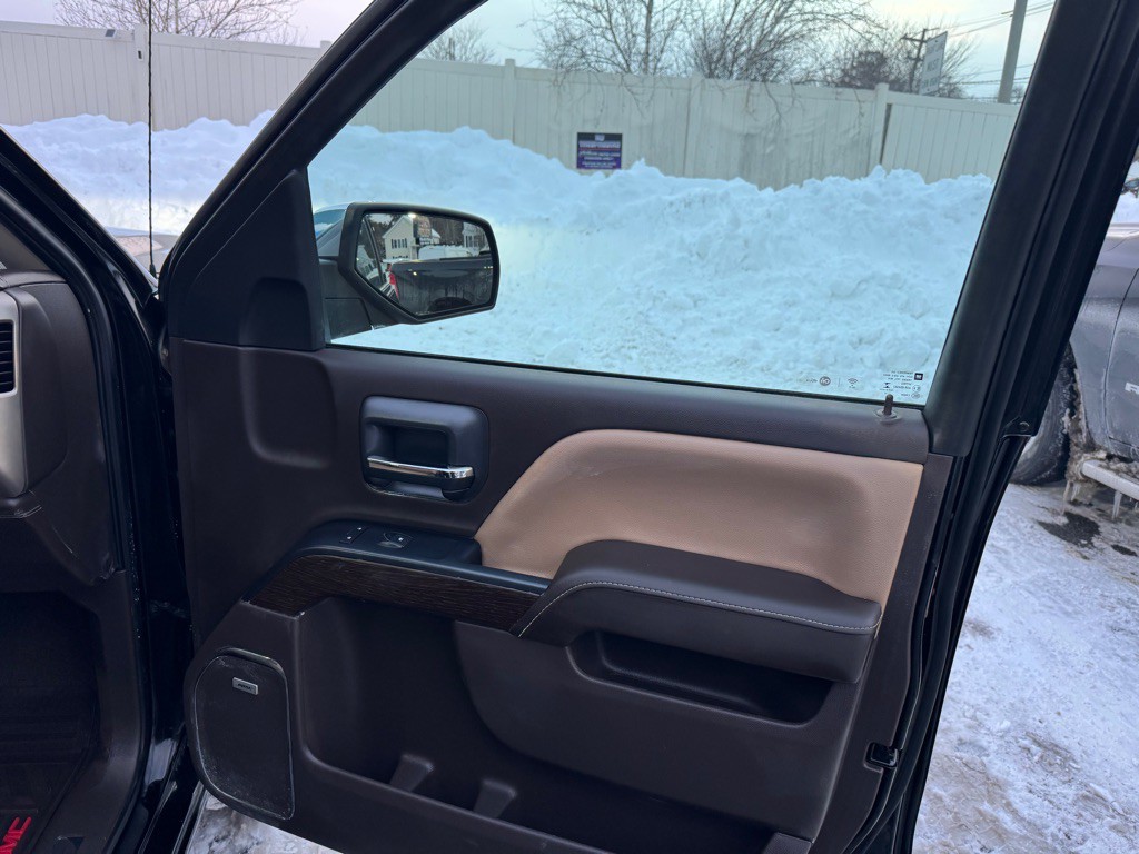 2018 GMC Sierra Image 9