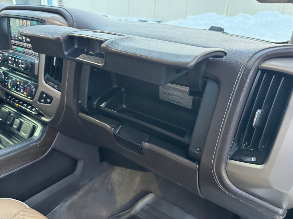 2018 GMC Sierra Image 15