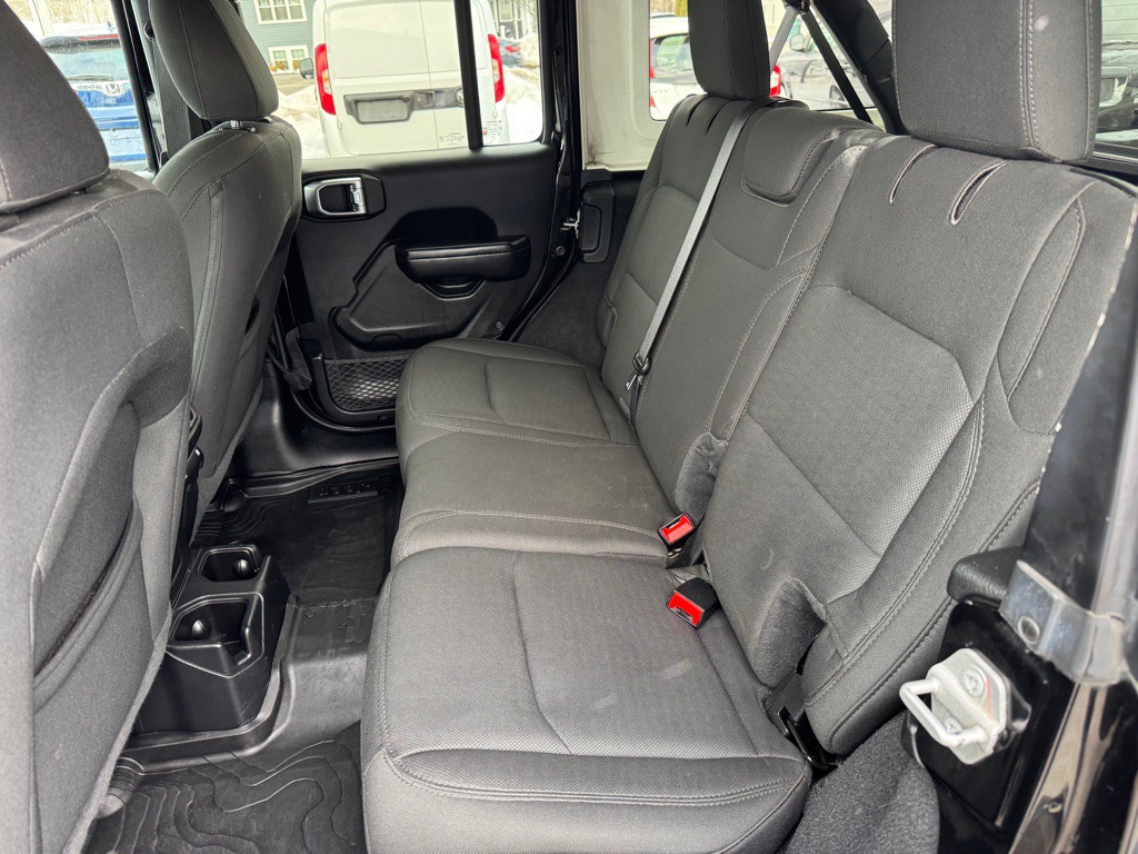 2020 Jeep Wrangler Unlimited Image 25