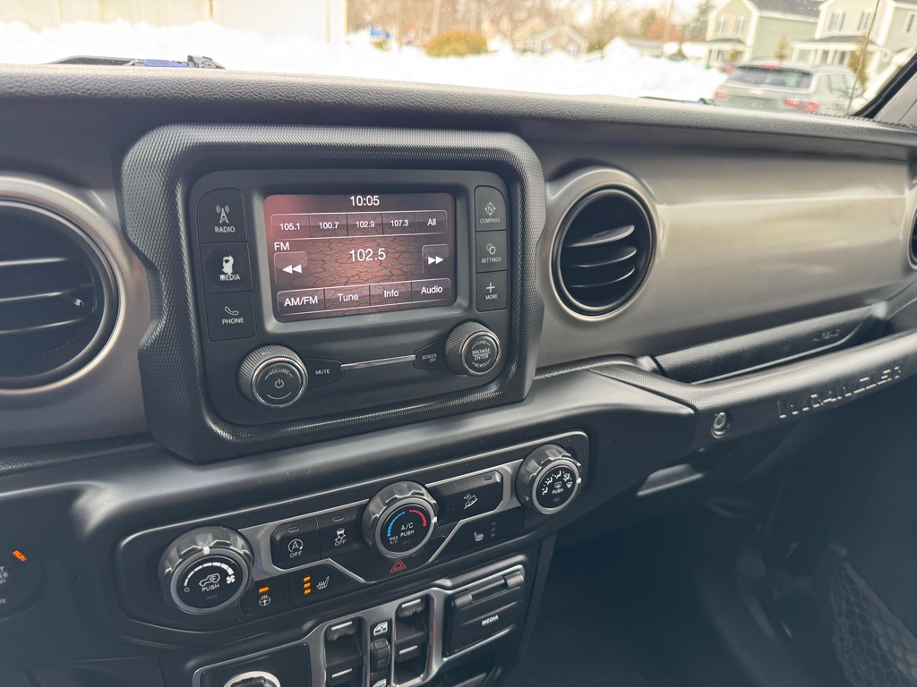 2020 Jeep Wrangler Unlimited Image 32