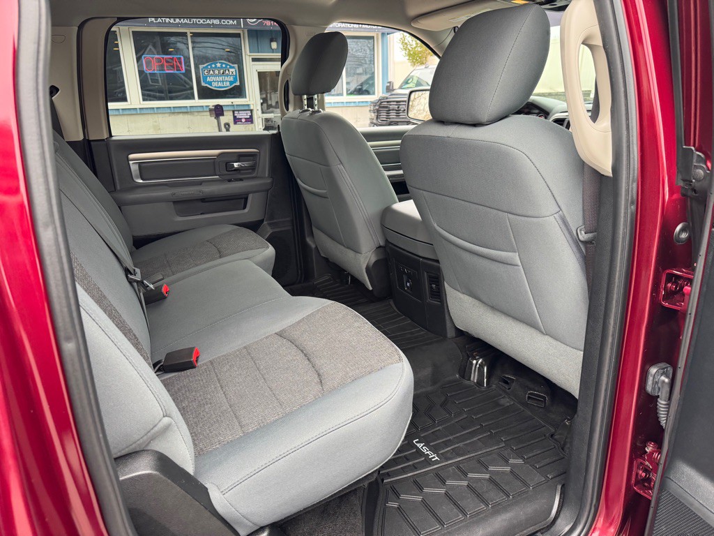 2017 RAM 1500 Image 16