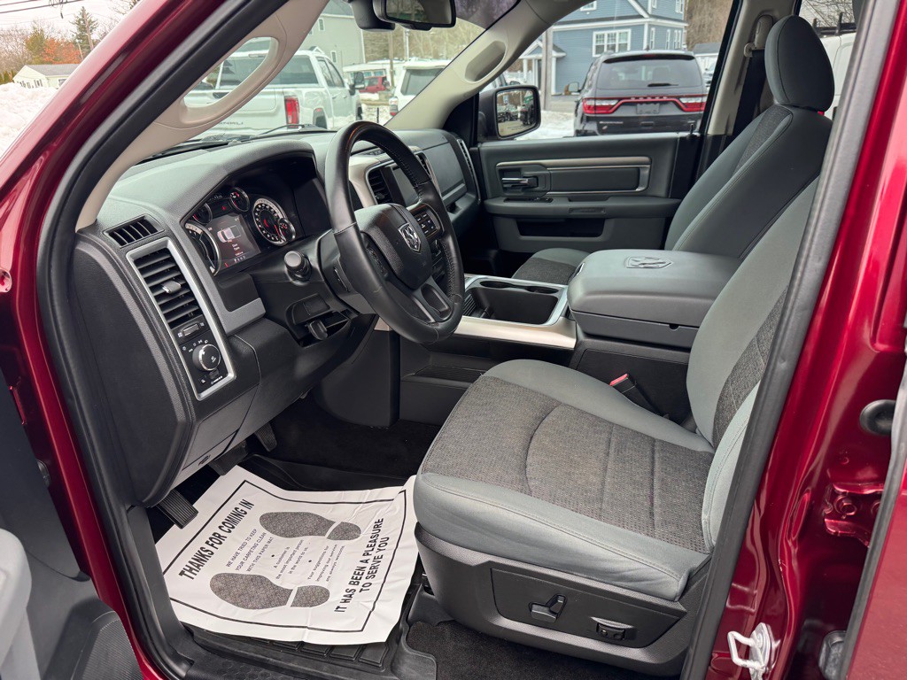 2017 RAM 1500 Image 21