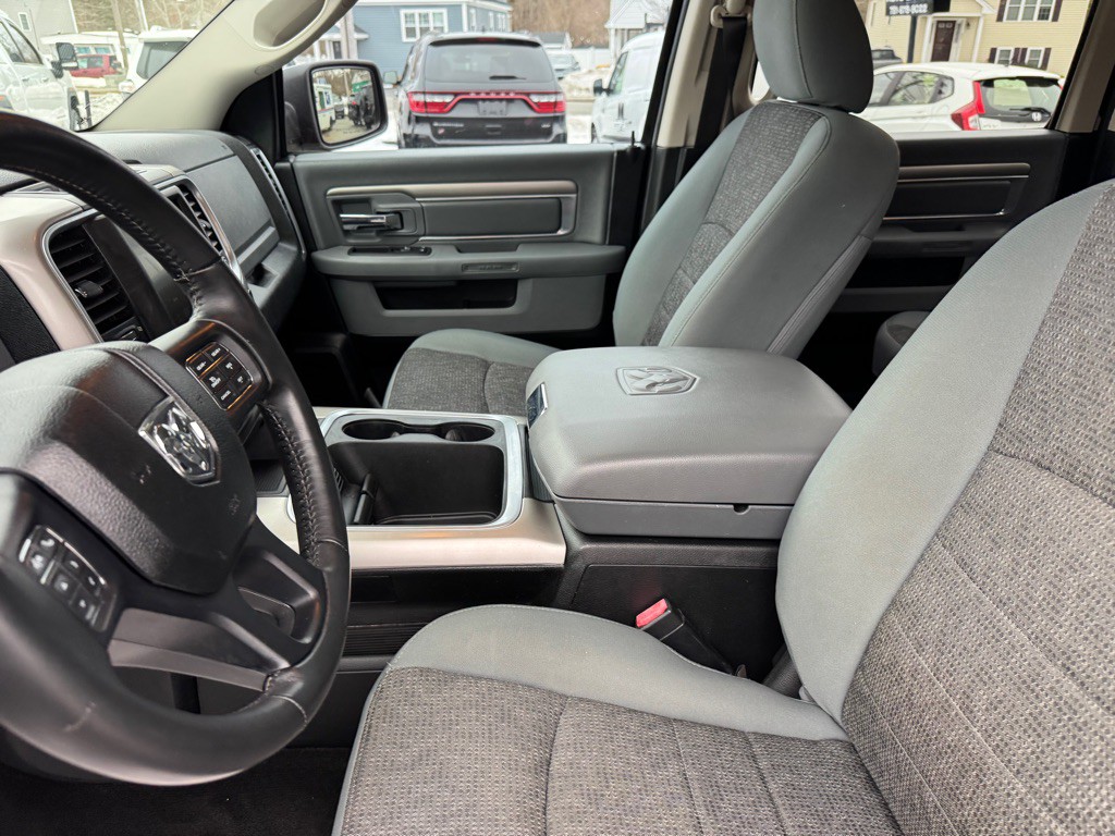 2017 RAM 1500 Image 24