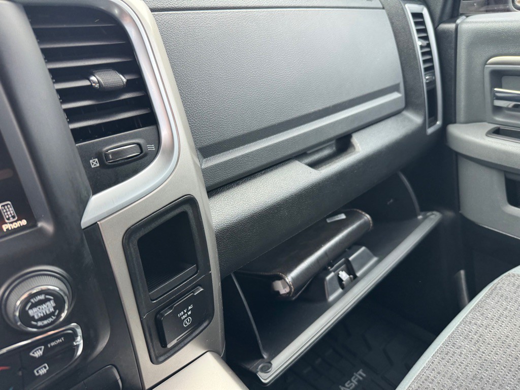 2017 RAM 1500 Image 28