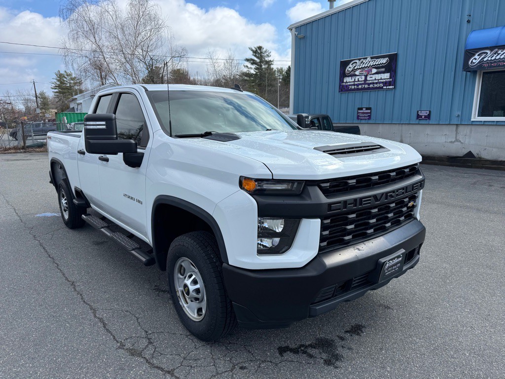 2020 Chevrolet Silverado 1500 Image 2