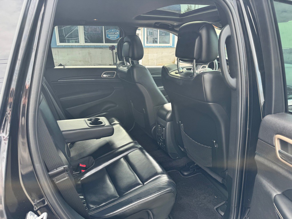 2017 Jeep Grand Cherokee Image 13