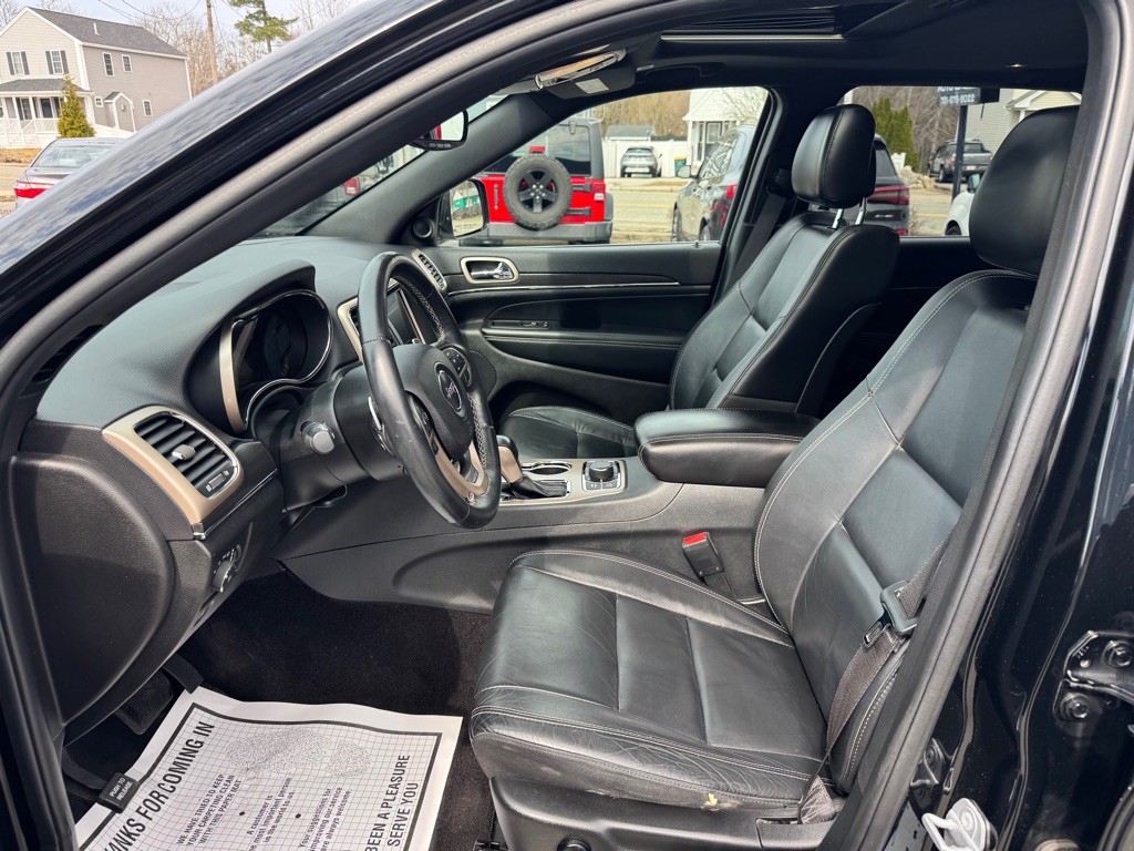 2017 Jeep Grand Cherokee Image 22