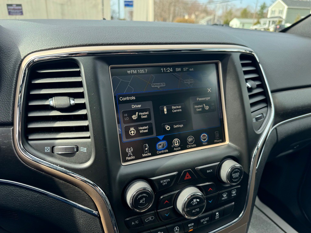 2017 Jeep Grand Cherokee Image 30