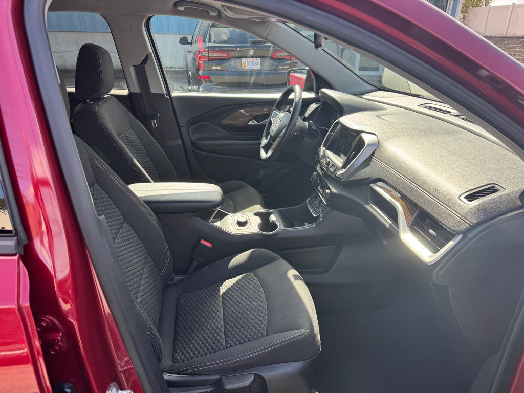 2018 GMC Terrain Image 13