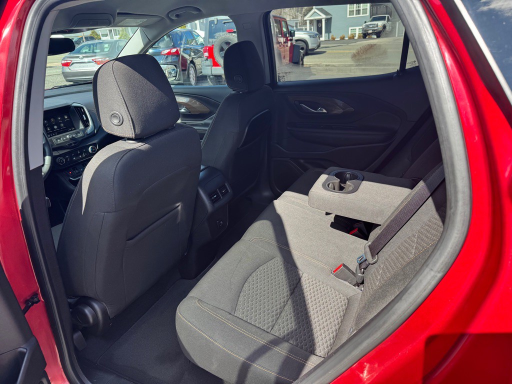 2018 GMC Terrain Image 16