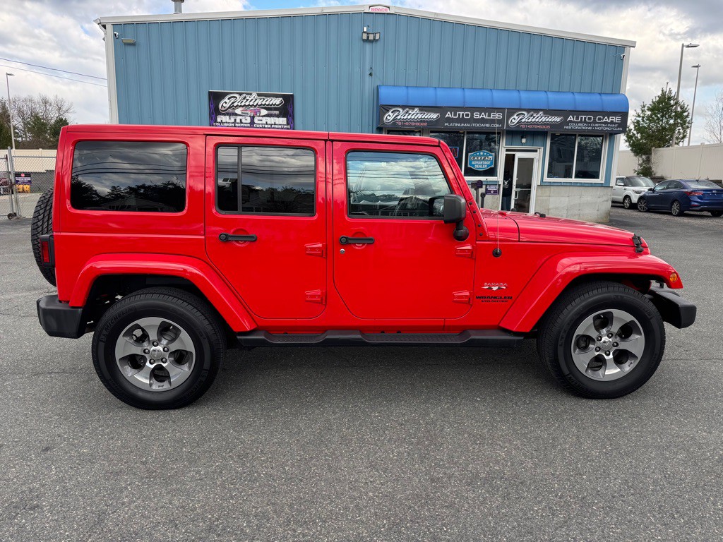 2017 Jeep Wrangler Unlimited Image 1
