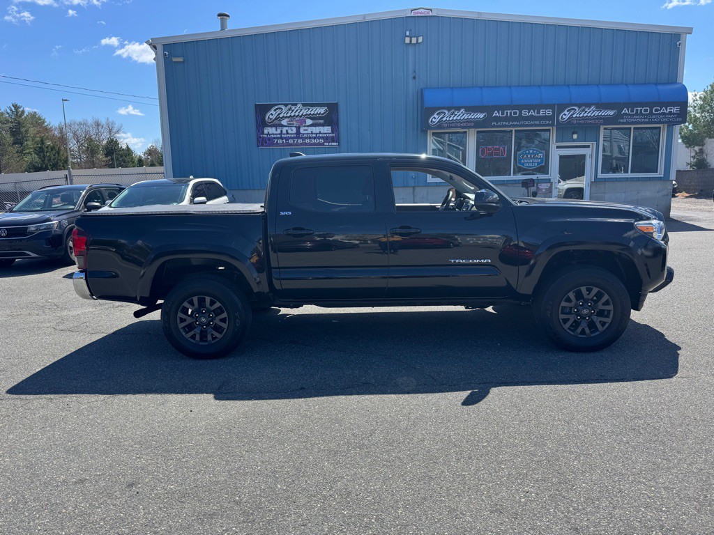 2023 Toyota Tacoma Image 1