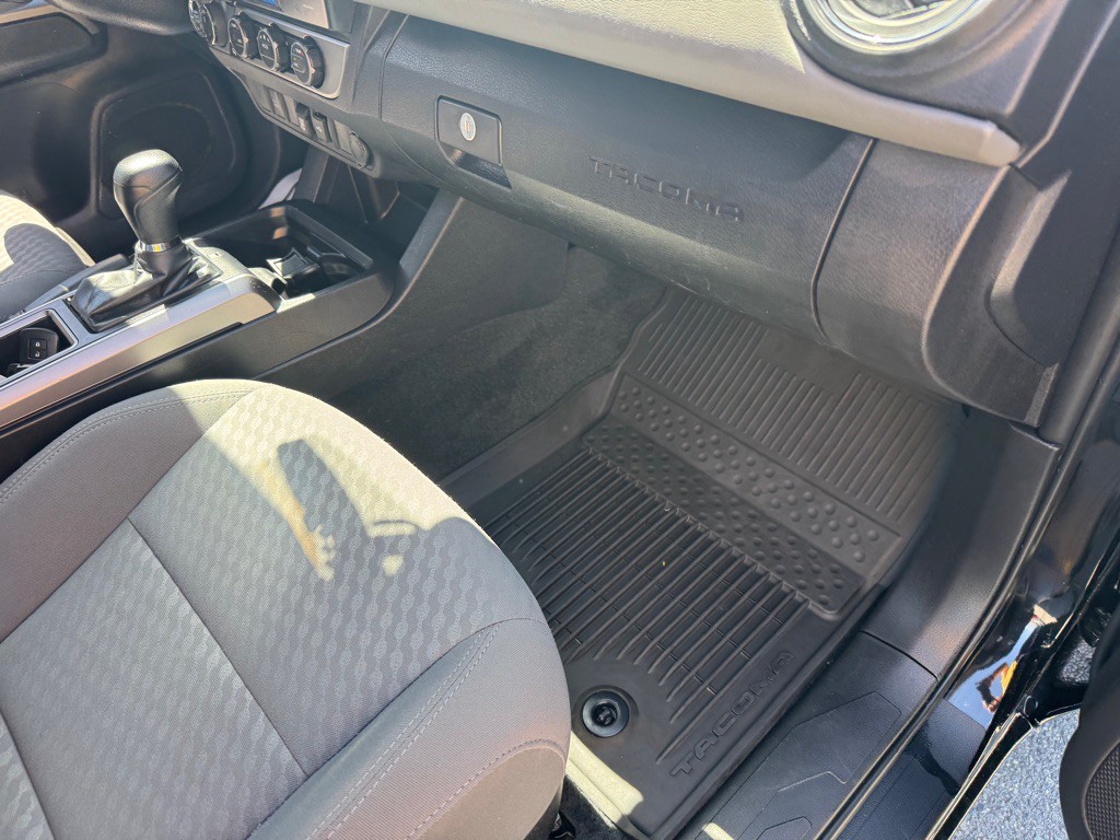 2023 Toyota Tacoma Image 12