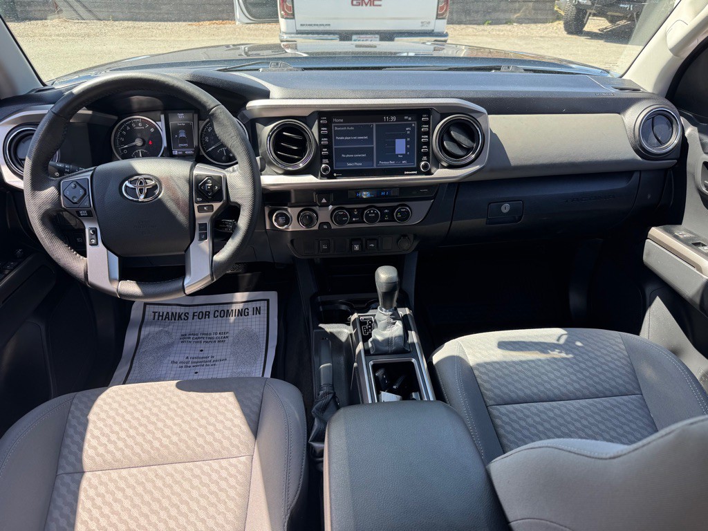 2023 Toyota Tacoma Image 18