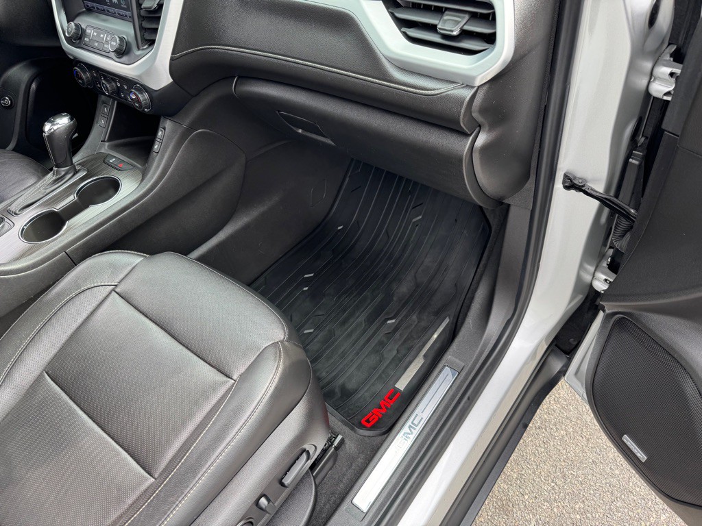 2019 GMC Acadia Image 14