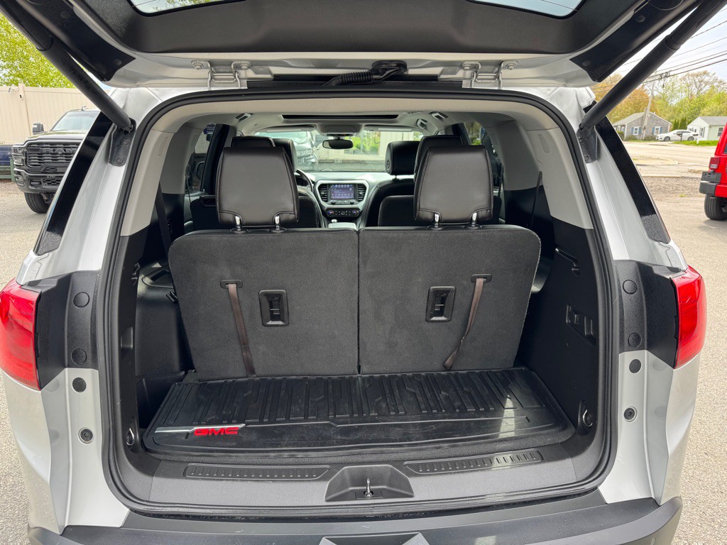 2019 GMC Acadia Image 19