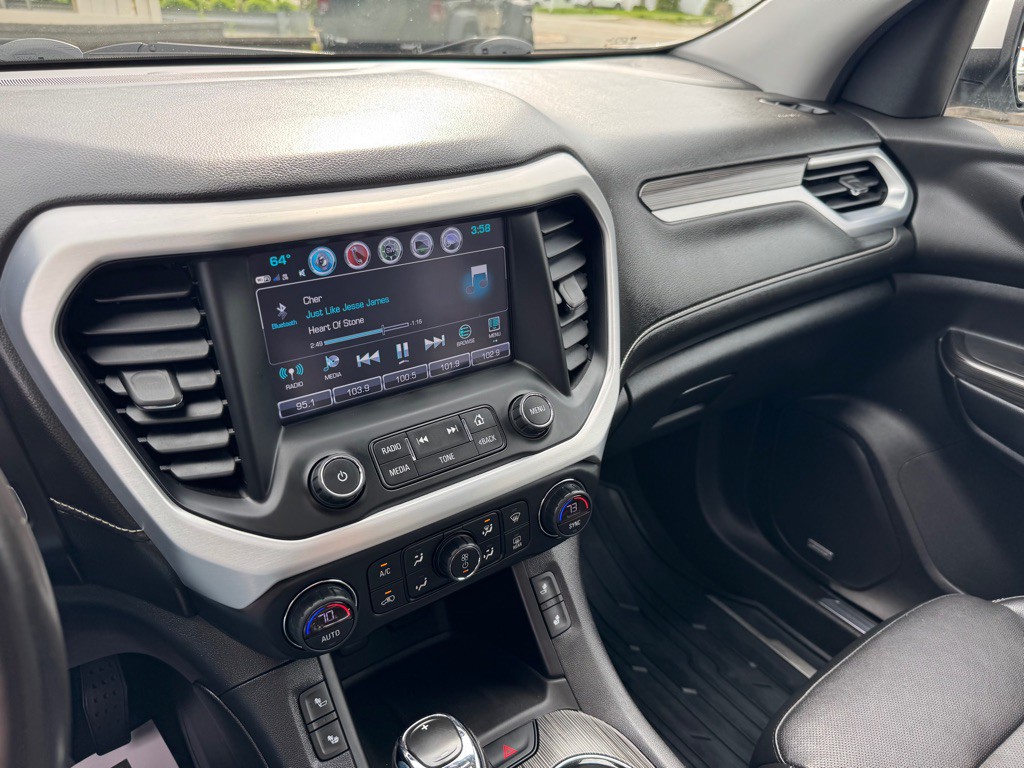 2019 GMC Acadia Image 29