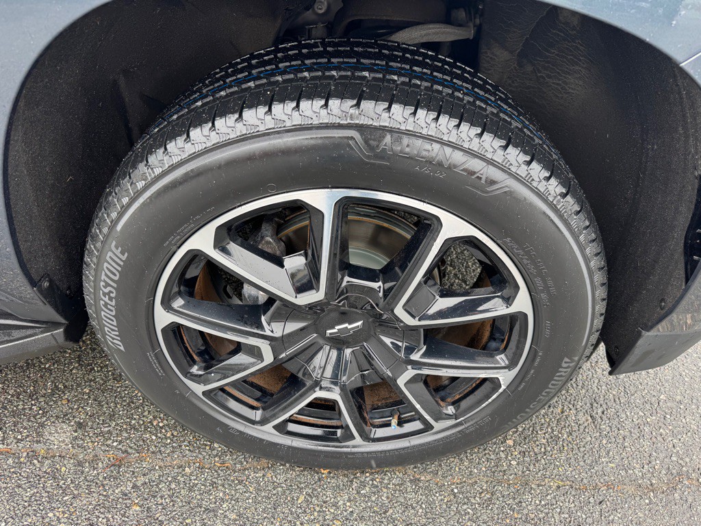 2021 Chevrolet Suburban Image 10