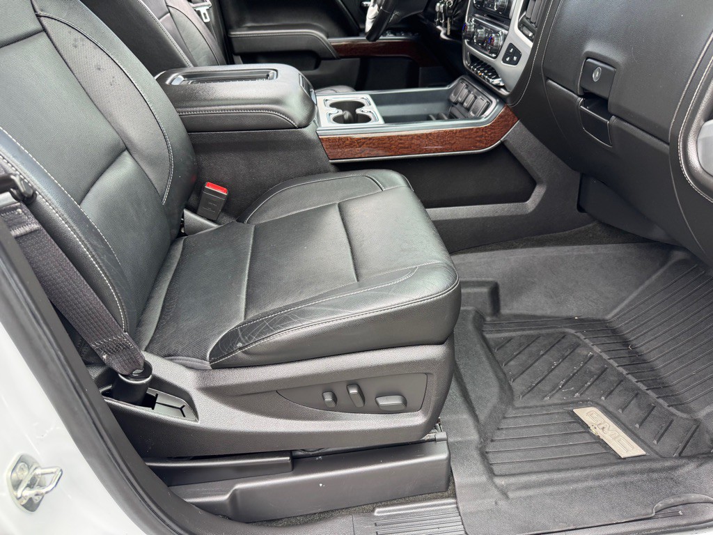 2017 GMC Sierra Image 13