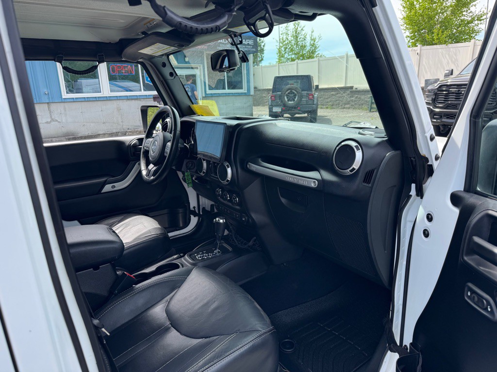2015 Jeep Wrangler Unlimited Image 9