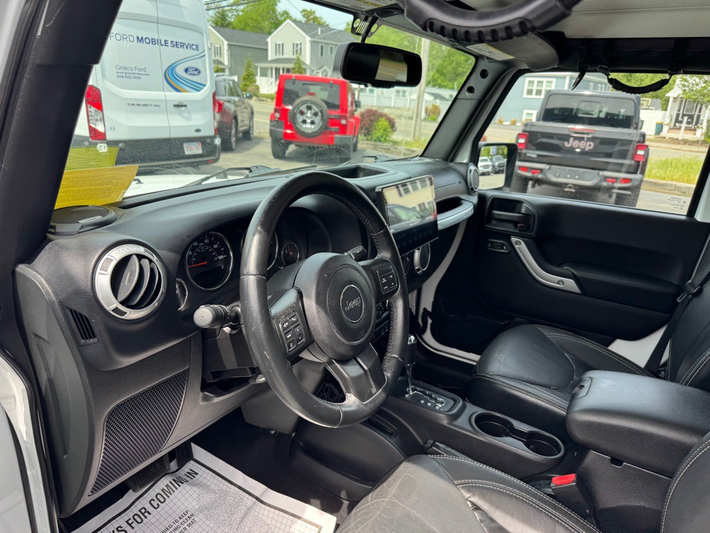 2015 Jeep Wrangler Unlimited Image 20