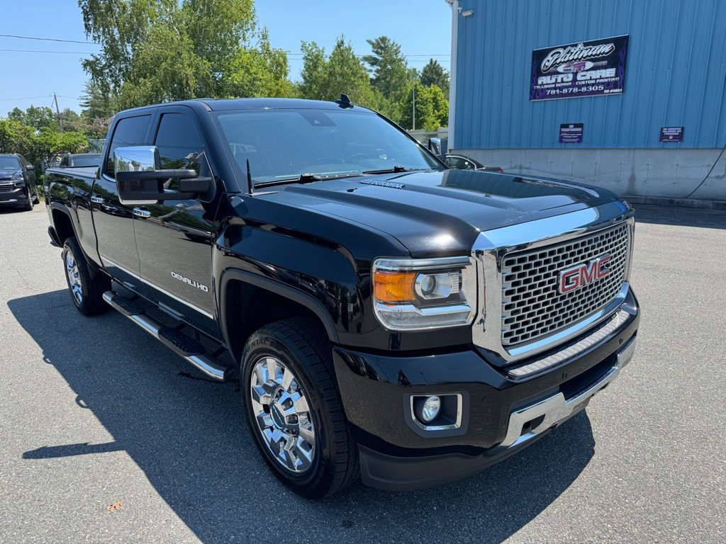 2016 GMC Sierra Image 2