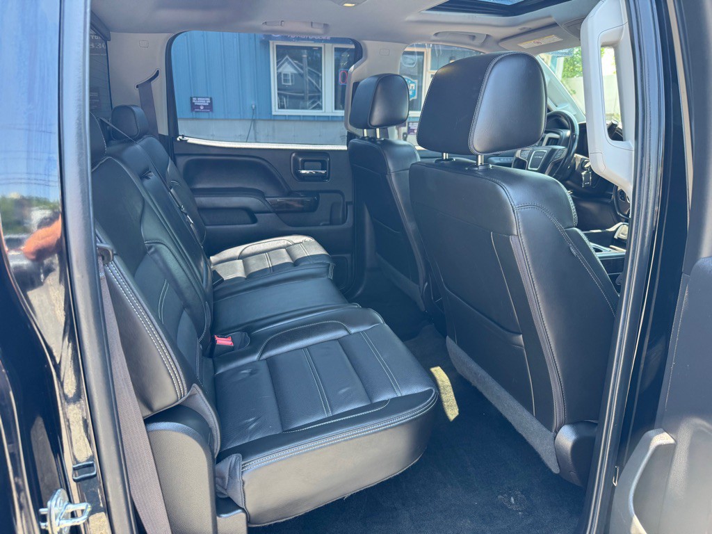 2016 GMC Sierra Image 16