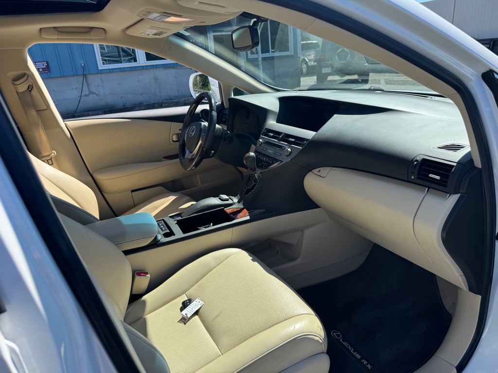 2015 Lexus RX Image 9