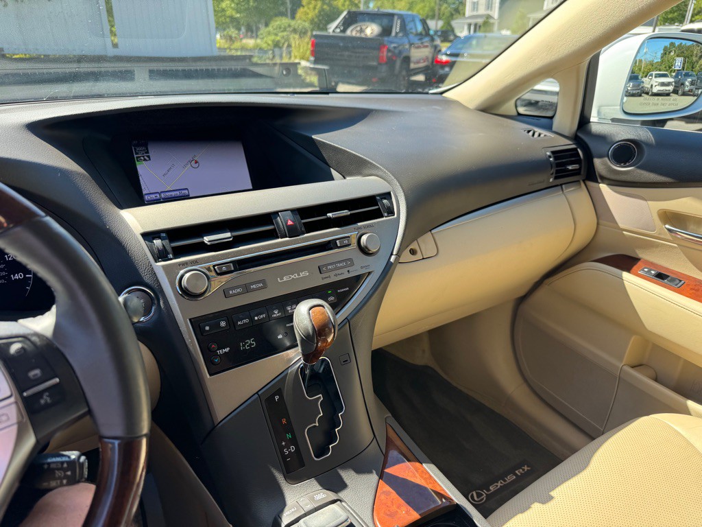 2015 Lexus RX Image 25