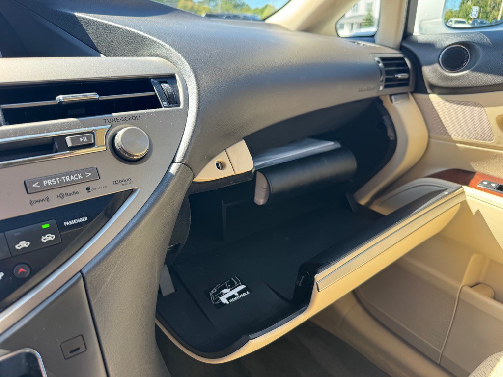 2015 Lexus RX Image 30
