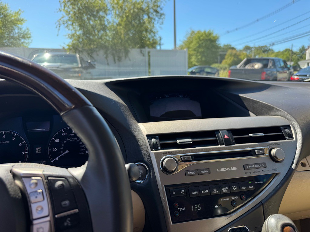 2015 Lexus RX Image 32