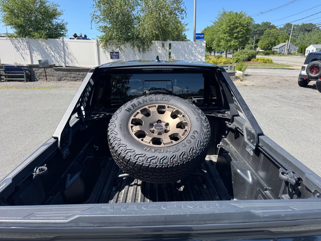 2024 Toyota Tacoma Image 18