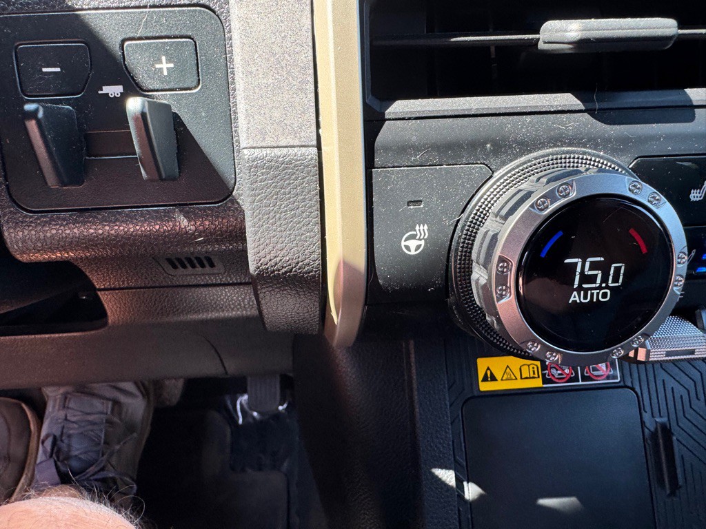 2024 Toyota Tacoma Image 30