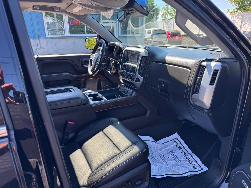 2018 GMC Sierra Image 9