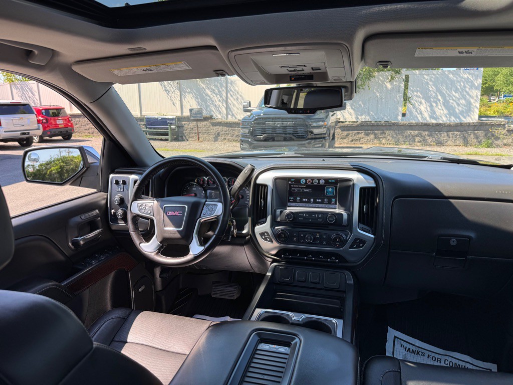2018 GMC Sierra Image 16
