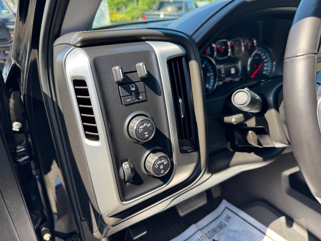 2018 GMC Sierra Image 24