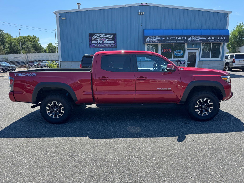 2023 Toyota Tacoma Image 1