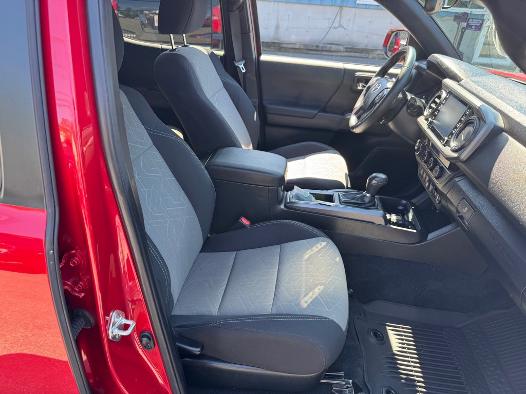 2023 Toyota Tacoma Image 9