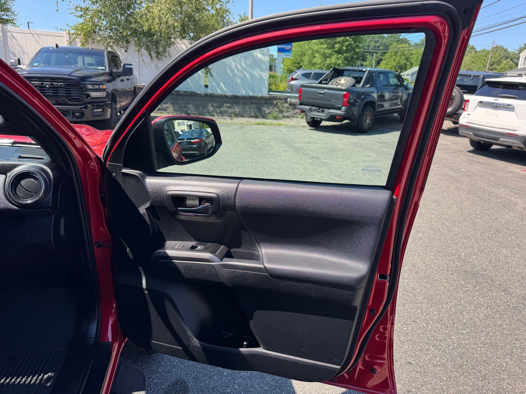 2023 Toyota Tacoma Image 11