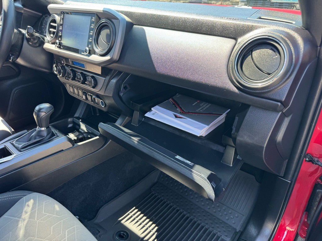 2023 Toyota Tacoma Image 12