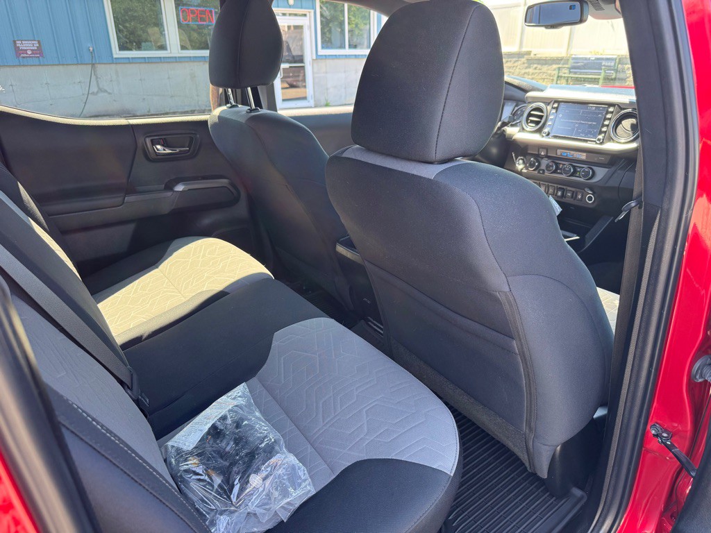 2023 Toyota Tacoma Image 13