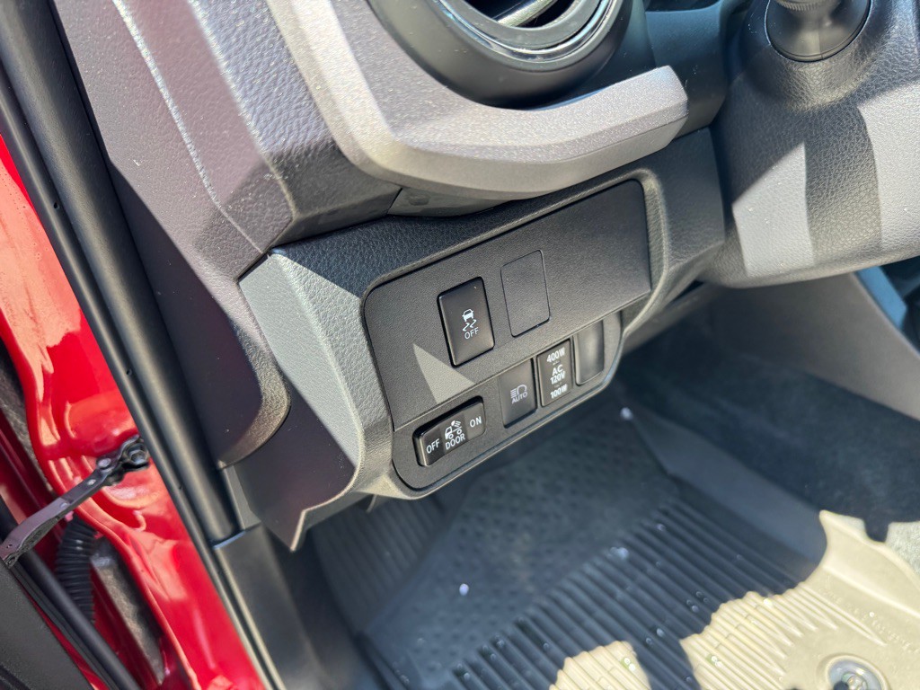 2023 Toyota Tacoma Image 18