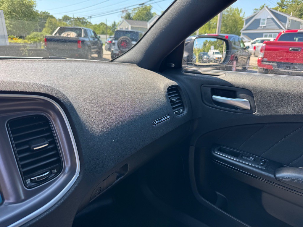 2020 Dodge Charger Image 29